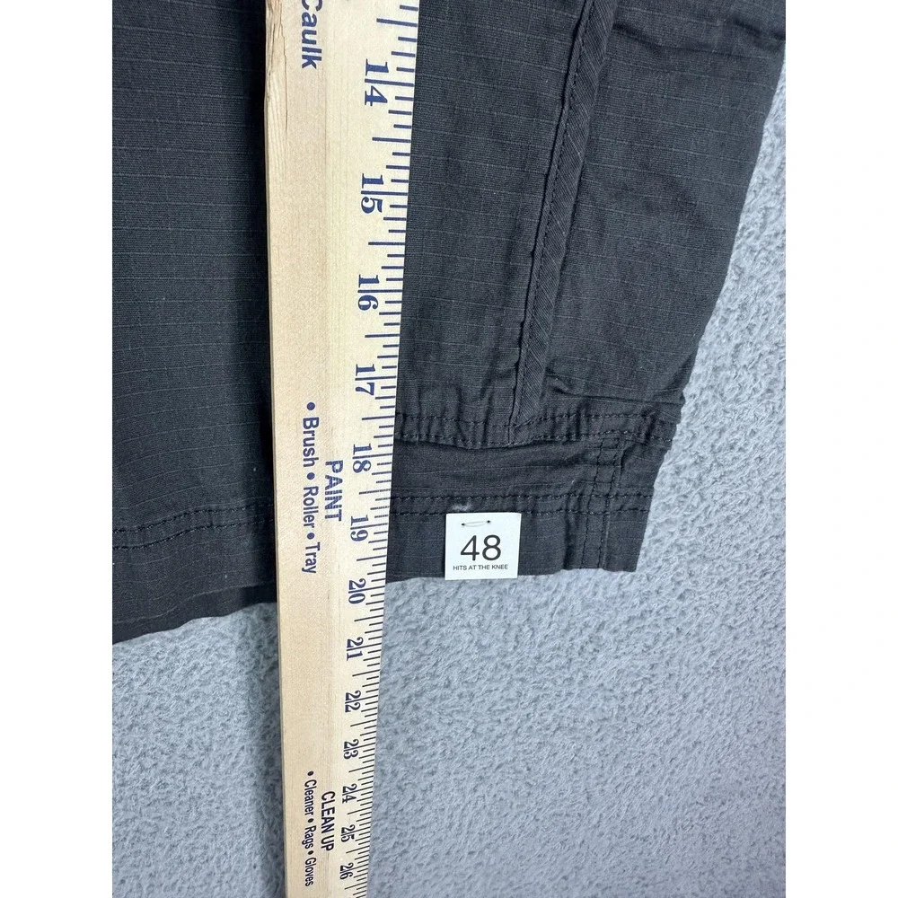 Sonoma Shorts Mens 48 Gray Cargo Stretch Hits At The Knee Outdoors Hiking New